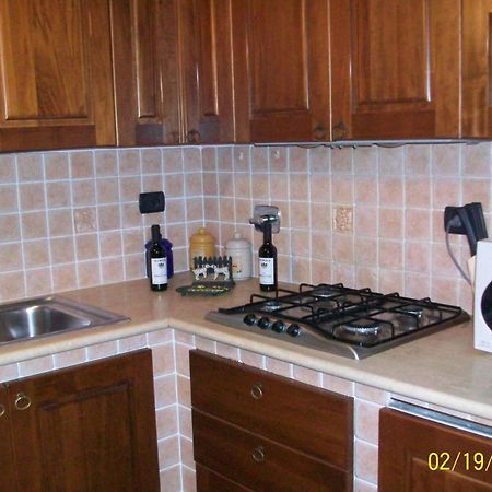 Bed and Breakfast Tra... Monti E Vigne La Morra Exterior foto