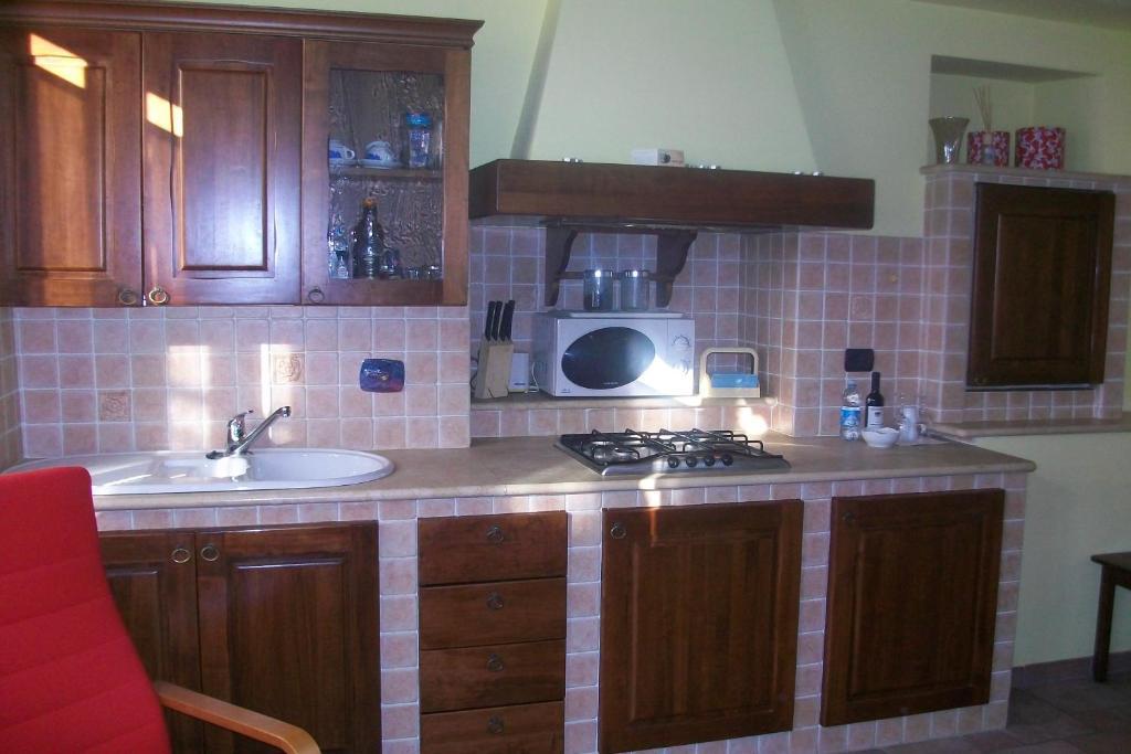Bed and Breakfast Tra... Monti E Vigne La Morra Zimmer foto